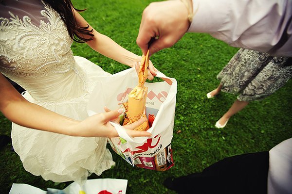 ФОТО-ВИДЕОсъемка свадеб в СПб. Приятные цены. deminvideo.ru&nbsp;Фото-видеосъемка в Петербурге. Deminvideo.ru : 