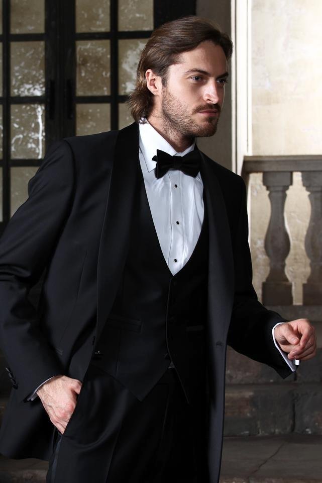 Смокинг, фраки и мужские костюмы&nbsp;Студия мужского костюма КиноМода : 