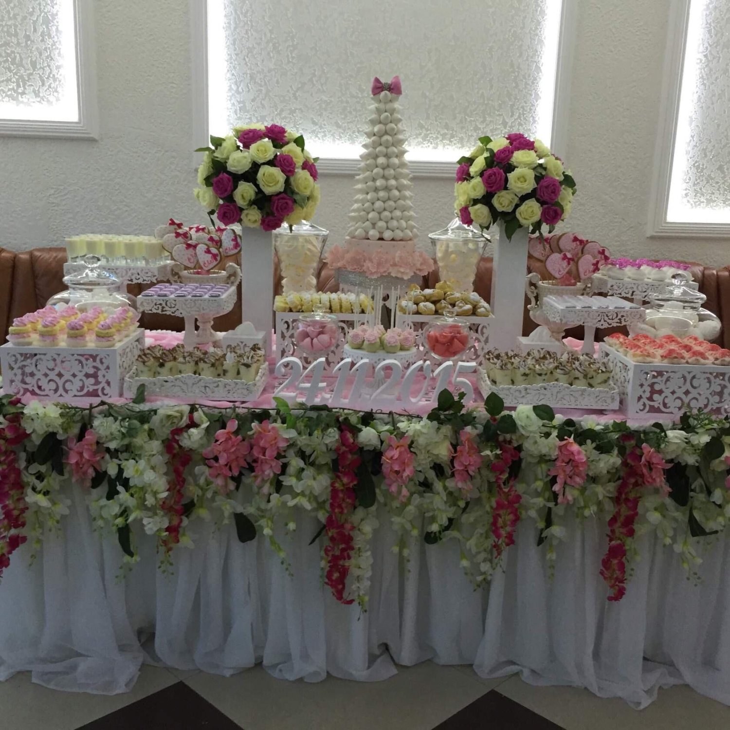 дизайн банкетных залов&nbsp;Violet wedding dekor : 