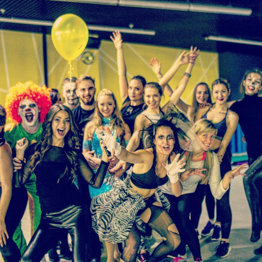 Ведущая Жанна Гагарина&nbsp;Ведущая Жанна Гагарина : 