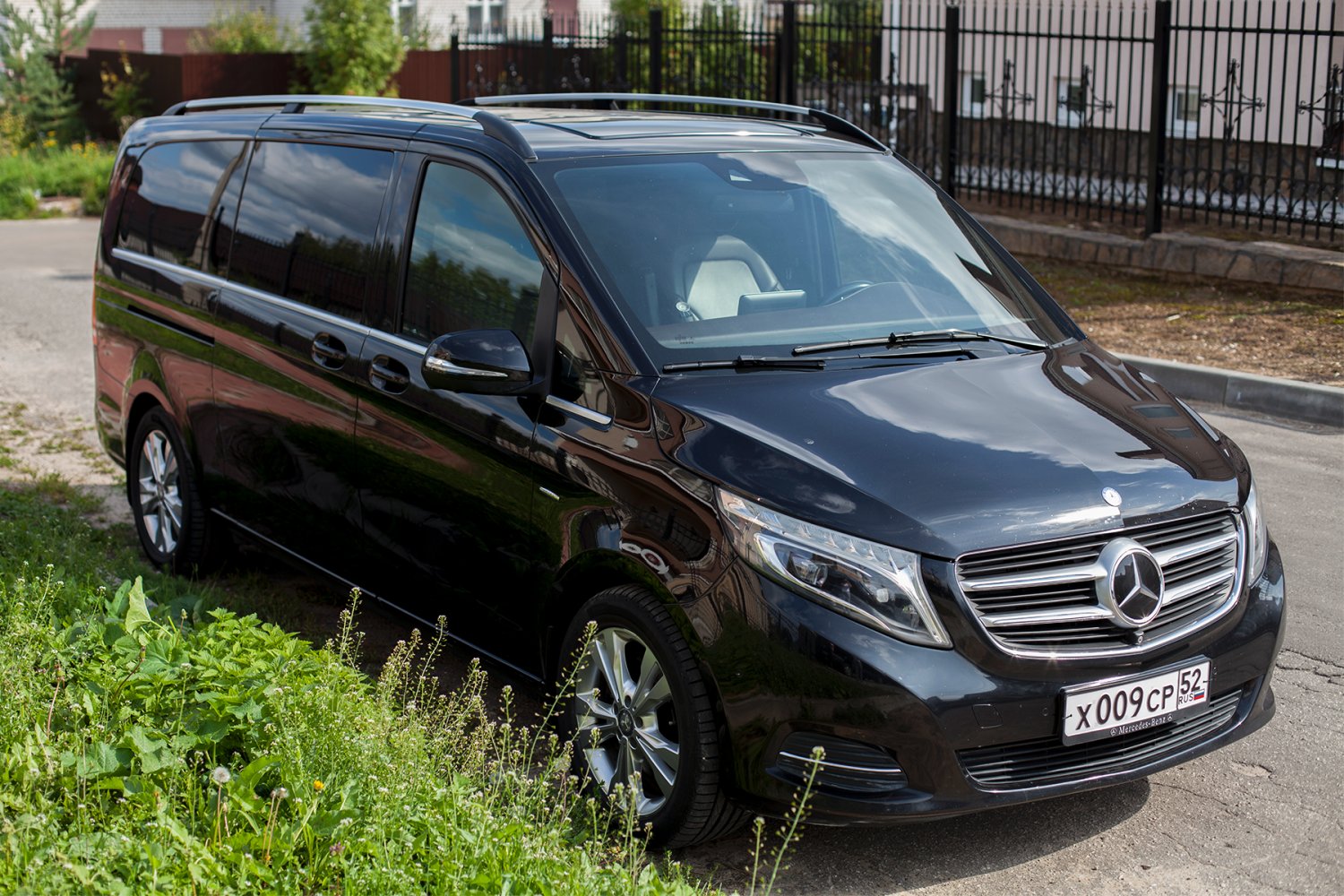 MERCEDES V-CLASS (6 МЕСТ) – "Авто-Арена" Транспортная компания |  в Нижнем Новгороде - 1 из 7